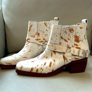 Sam Edelman western style  booties